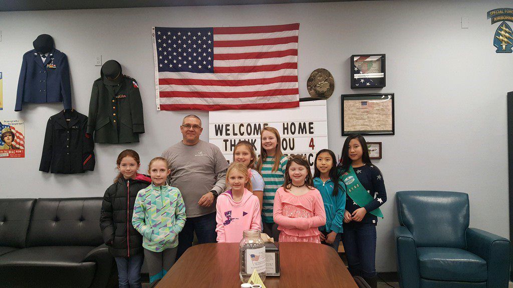 Girl Scouts visit veterans center